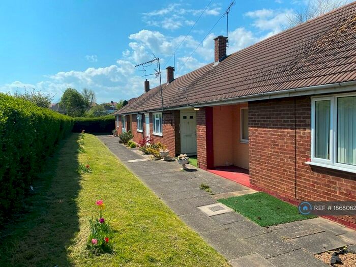 1 Bedroom Bungalow To Rent In Pattens Place, Rochester, ME1