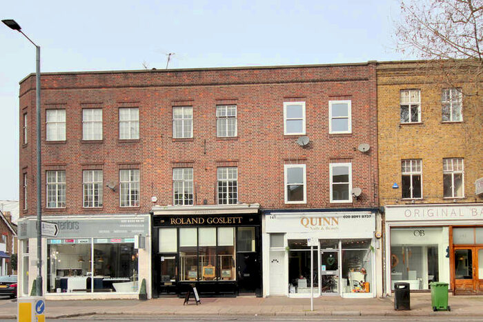 3 Bedroom Flat To Rent In Kew Road, Richmond, TW9