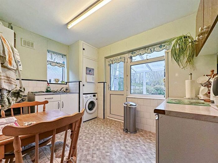 2 Bedroom Detached Bungalow For Sale In The Grove, Herne Bay, CT6
