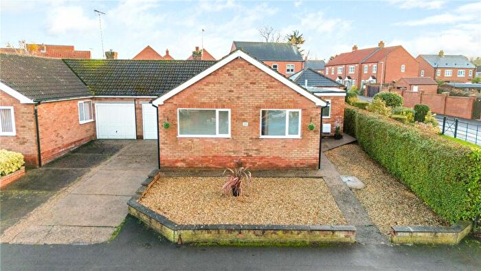3 Bedroom Bungalow For Sale In Station Road, Stallingborough, Grimsby, N E Lincs, DN41