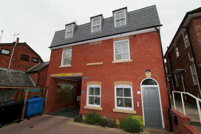 1 Bedroom Flat To Rent In Stoke Street, Ipswich, IP2