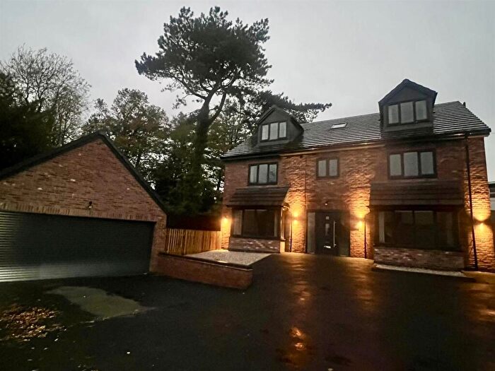 5 Bedroom House To Rent In Ashby Road, Burton On Trent, DE15