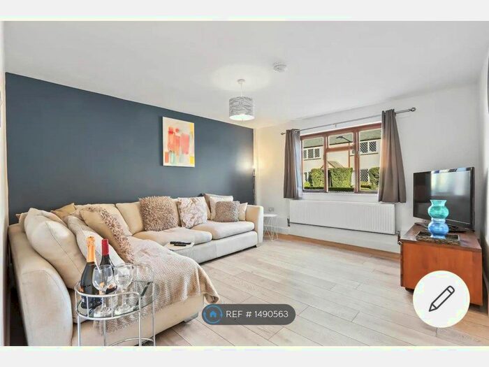 3 Bedroom Semi-Detached House To Rent In High Street, Ramsey, Huntingdon, PE26