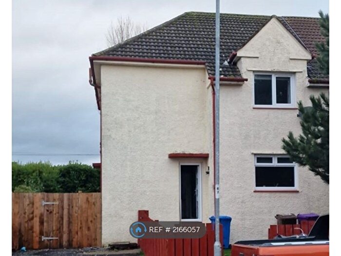 4 Bedroom Semi-Detached House To Rent In Innerwood Road, Kilwinning, KA13