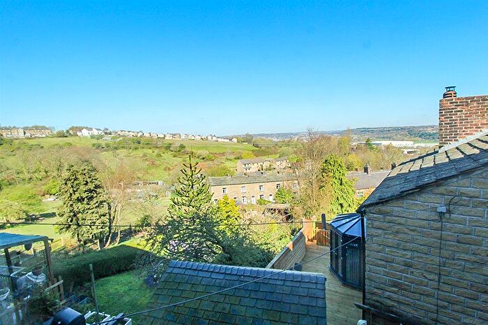 2 Bedroom Semi-Detached House For Sale In Wells Road, Dewsbury, WF12