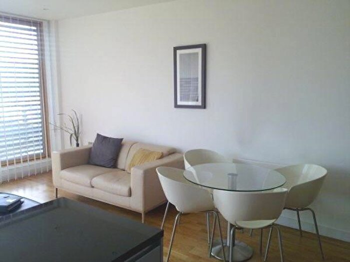 2 Bedroom Apartment To Rent In Clavering Place, Quayside Lofts, Newcastle Upon Tyne, NE1