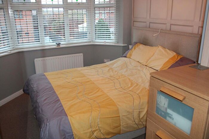 4 Bedroom Detached House For Sale In Cheshire Rise, Milton Keynes, Buckinghamshire, MK3
