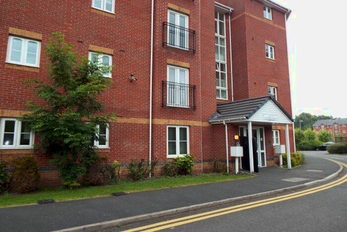 2 Bedroom Flat To Rent In Waterside Gardens, Bolton, BL1