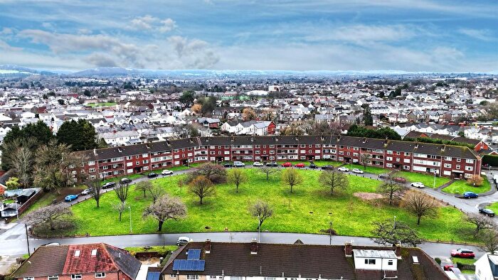 2 Bedroom Flat For Sale In Tynant, Cardiff, CF14