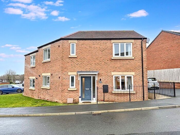 3 Bedroom Semi Detached House For Sale In Oakfield Gardens, Peterlee, SR8