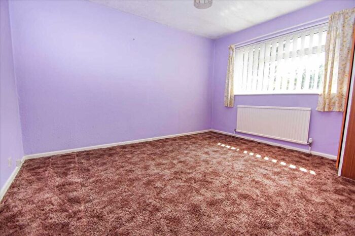 3 Bedroom End Of Terrace House For Sale In Pantile Row, Langley, SL3