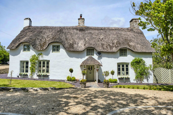 5 Bedroom Detached House For Sale In Porthkerry, Nr Barry Vale Of Glamorgan, CF62