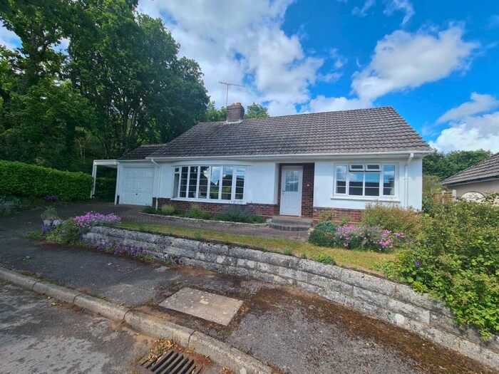 2 Bedroom Bungalow To Rent In Dunedin Drive, Ferndown, Dorset, BH22