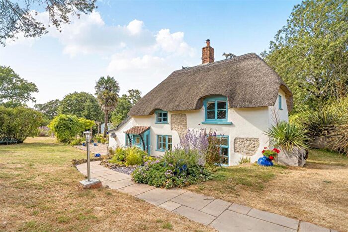 2 Bedroom Detached House For Sale In Plymtree, Cullompton, EX15