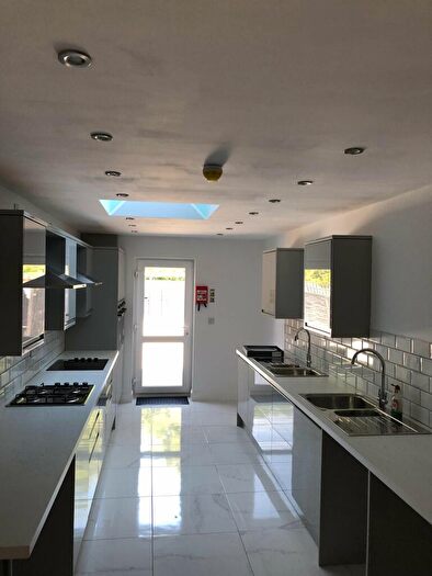 8 Bedroom House To Rent In Sir Henry Parkes Road, Canley, CV4