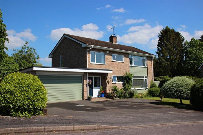 4 Bedroom Detached House For Sale In The Dell, Vernham Dean, Andover, SP11