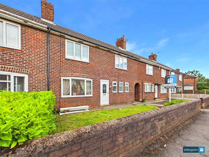 3 Bedroom Terraced House For Sale In Oxford Street, New Rossington, Doncaster, South Yorkshire, DN11