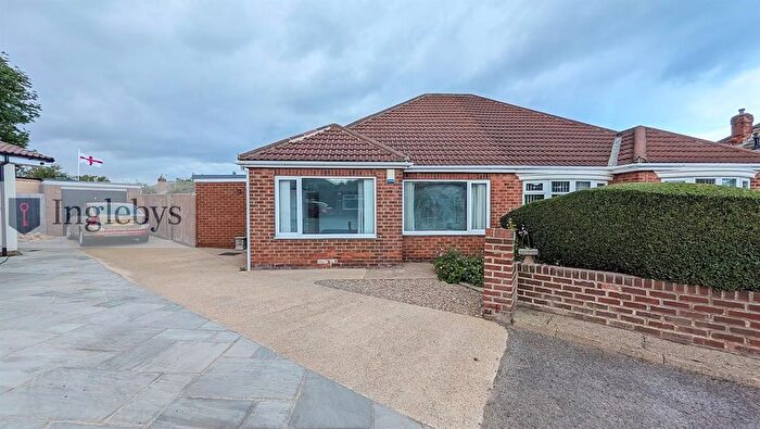 3 Bedroom Semi-Detached Bungalow For Sale In Tofts Close, Marske-By-The-Sea, Redcar, TS11