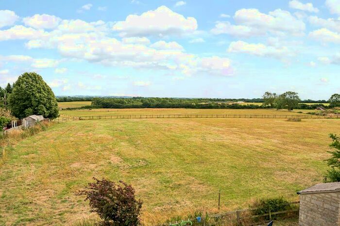 4 Bedroom Semi-Detached House To Rent In Quarry View, Southrop, GL7