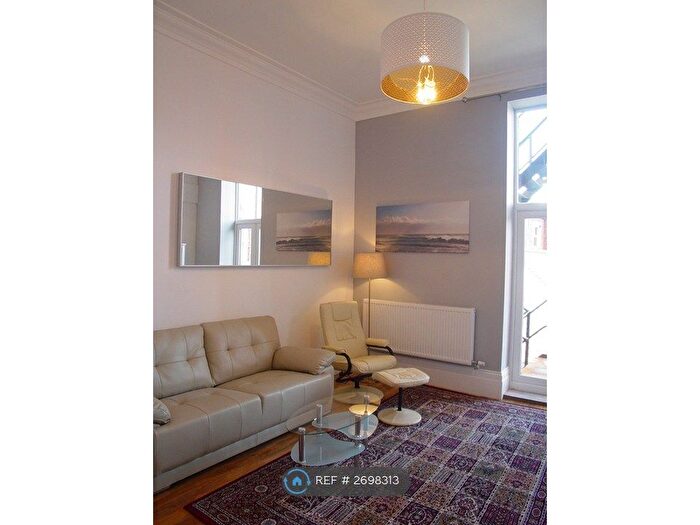 2 Bedroom Flat To Rent In Hull Marina, Hull, HU1