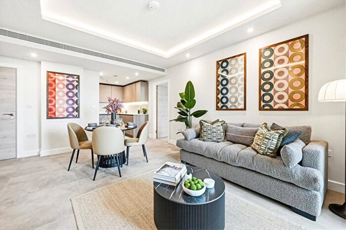 2 Bedroom Flat To Rent In Embassy Boulevard, Linear Place, SW11