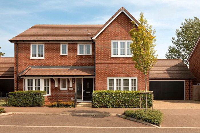 4 Bedroom Detached House For Sale In Woodfield Road, Highfields Caldecote, CB23