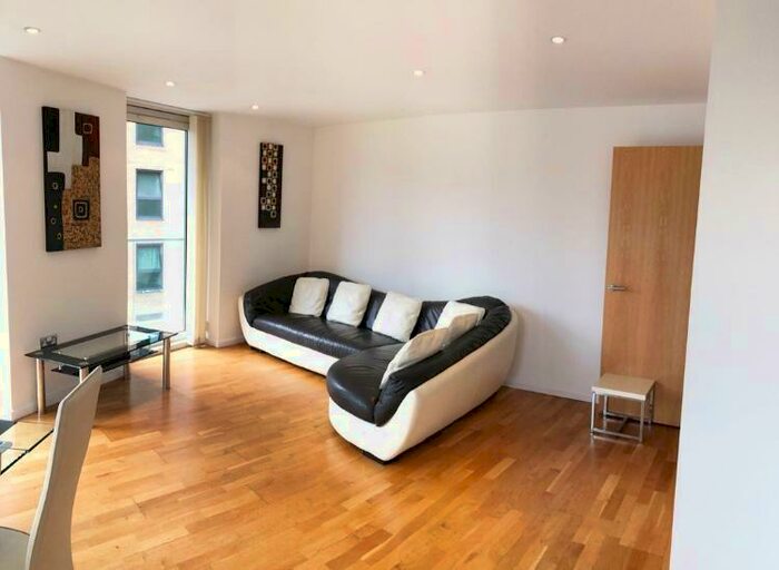 2 Bedroom Flat To Rent In Ability Place, Millharbour, Canary Wharf, London, E14