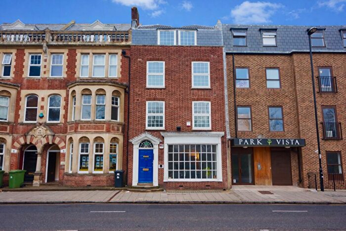 1 Bedroom Flat To Rent In Brunswick Place, SO15