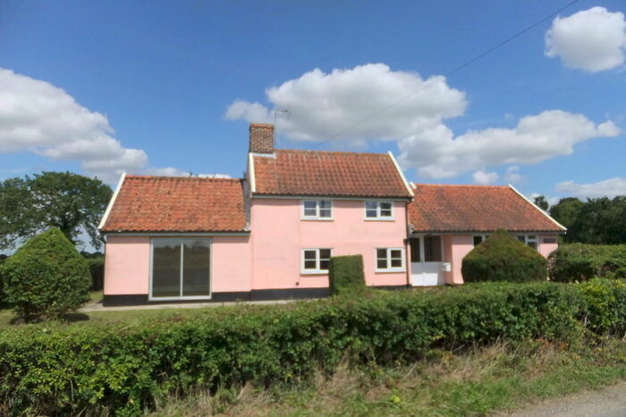 3 Bedroom Detached House To Rent In Nest, Southolt, IP23