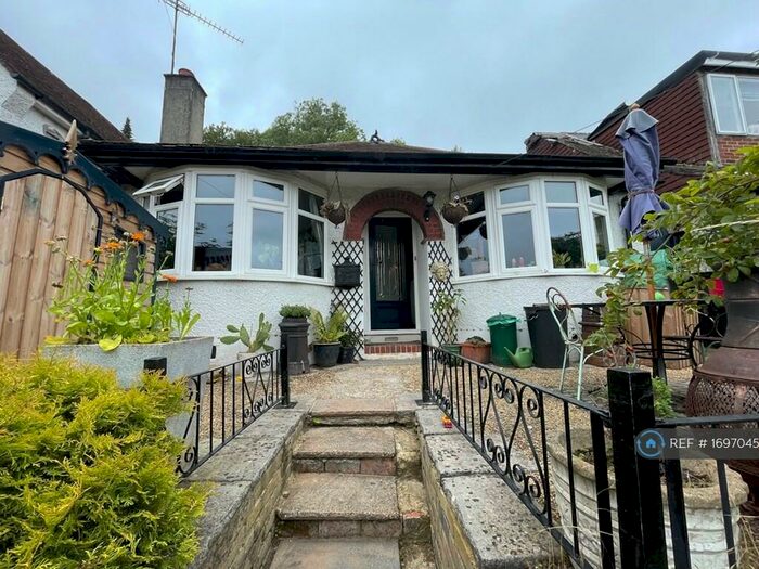 2 Bedroom Bungalow To Rent In Stafford Road, Caterham, CR3