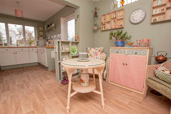 2 Bedroom Bungalow For Sale In Oldmixon Road, Weston-super-Mare, Somerset, BS24