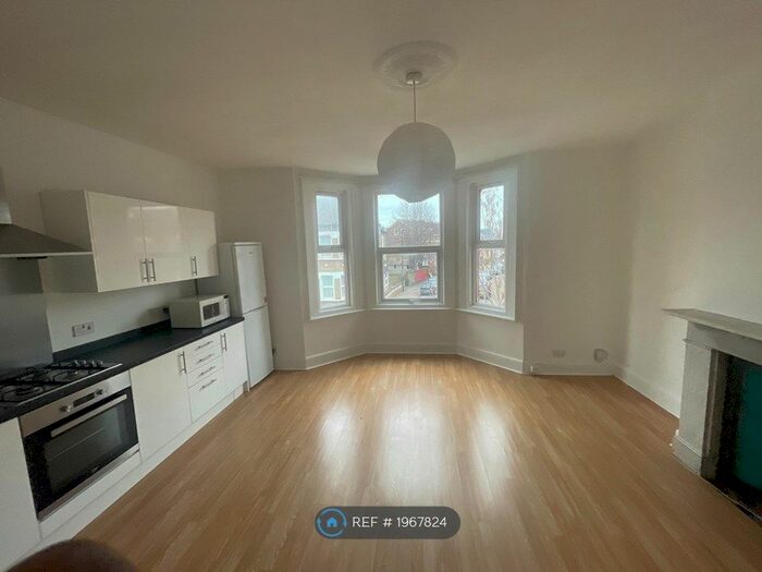 1 Bedroom Flat To Rent In Oakfield Road, Croydon, CR0