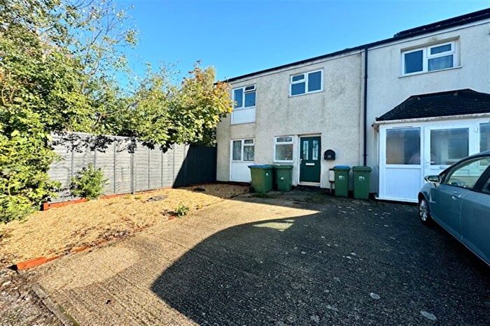 3 Bedroom End Of Terrace House To Rent In Tangmere Drive, Lordswood, SO16