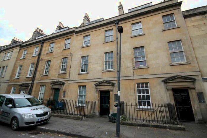 1 Bedroom Apartment To Rent In Kensington Place, BA1