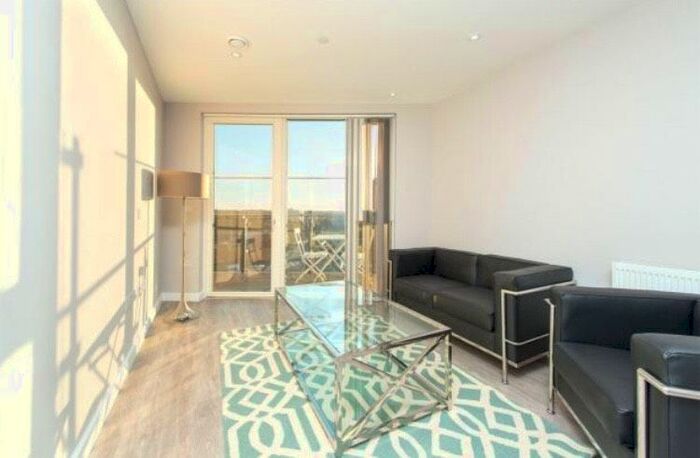 2 Bedroom Flat To Rent In Wandle Road, Croydon, Uk, CR0