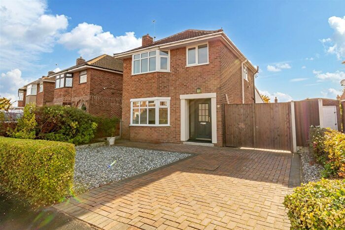 3 Bedroom Detached House For Sale In Dovedale Avenue, Long Eaton, NG10