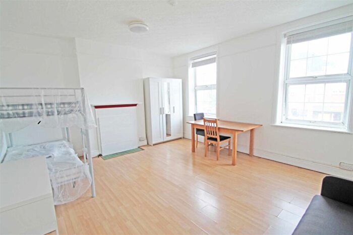 4 Bedroom Maisonette For Sale In Portland Road, Hove, BN3