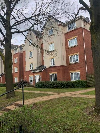 2 Bedroom Flat To Rent In Holyhead Road, Wednesbury, WS10