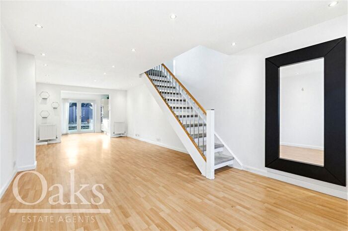 3 Bedroom Terraced House For Sale In Davies Close, Addiscombe, CR0