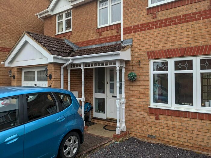 4 Bedroom Property To Rent In Greenslade Close, Kettering NN15