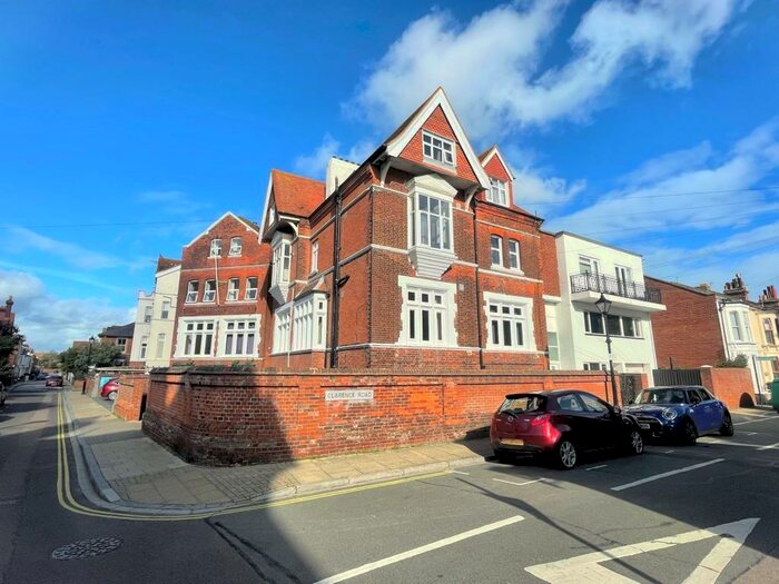3 Bedroom Apartment To Rent In Florence Road, Southsea, PO5