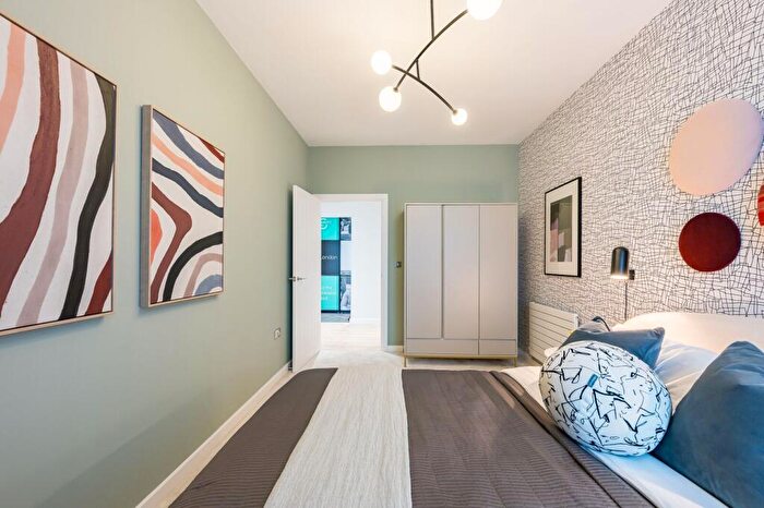 1 Bedroom Flat For Sale In Legacy Wharf, Stratford, E15