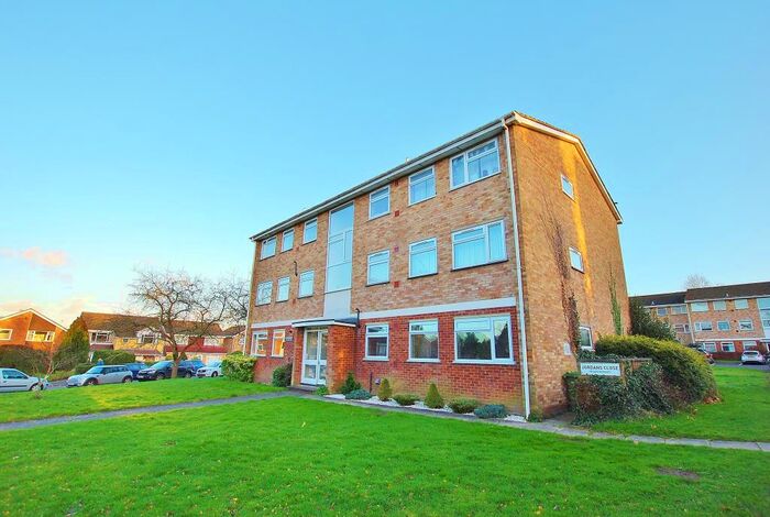 2 Bedroom Apartment To Rent In Jordans Close, Guildford, Surrey, GU1