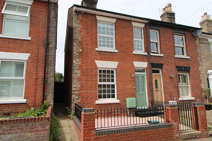 2 Bedroom End Of Terrace House To Rent In St Albans, Colchester, CO3