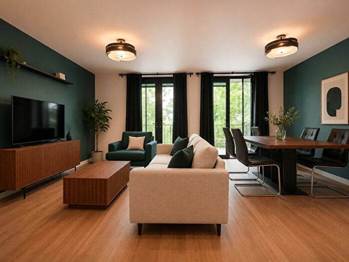 3 Bedroom Flat To Rent In Fairmont House, Needleman Street, London, SE16