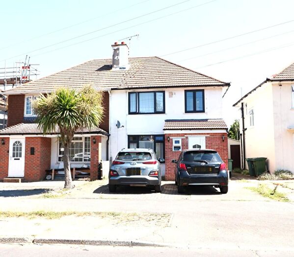 3 Bedroom Semi Detached House For Sale In Hereford Road, ME15