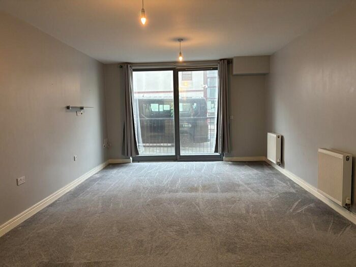 1 Bedroom Flat To Rent In Brittany Street, Plymouth, PL1