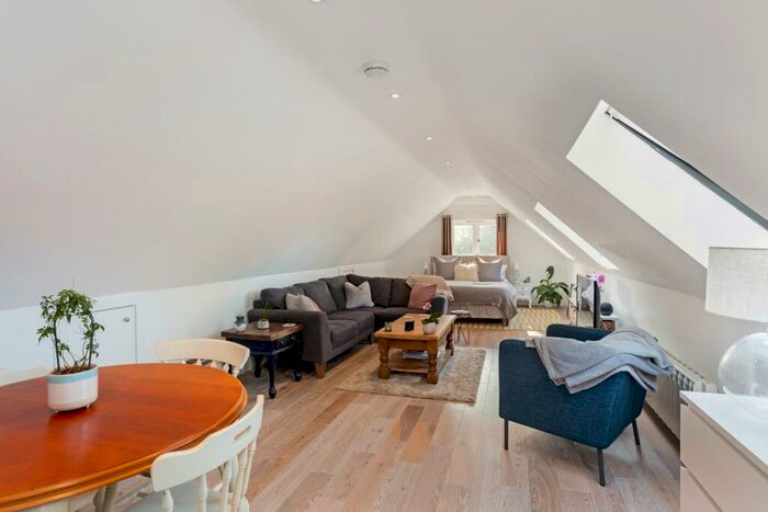 Flat To Rent In Hyde Road Denchworth, OX12