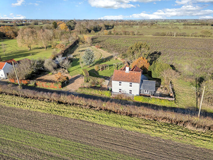 3 Bedroom Detached House For Sale In East End Road, Stonham Aspal, IP14