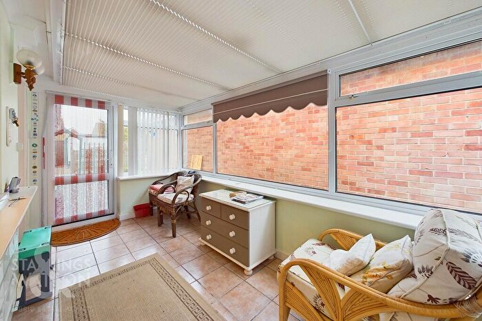 3 Bedroom Detached Bungalow For Sale In Waterloo Avenue, Roydon, Diss, IP22